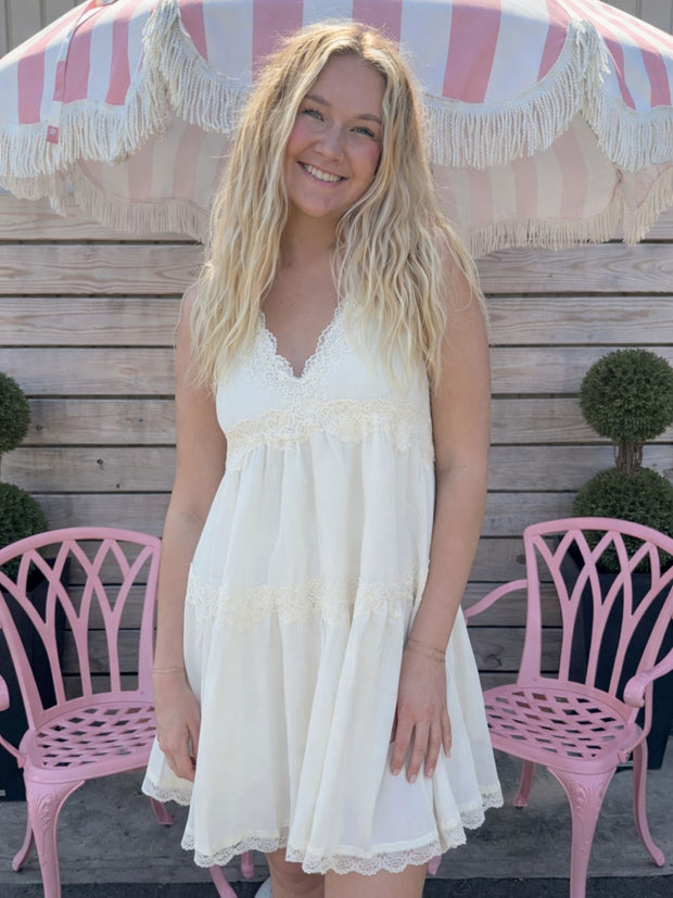 <h2>MINI DRESSES</h2>