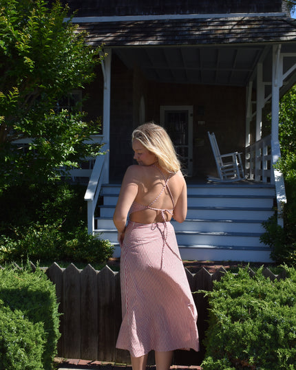 <strong>MAXI & MIDI DRESSES - </strong>Our signature maxi & midi dresses are <em>ideal for dressing up or down on any occasion</em>.