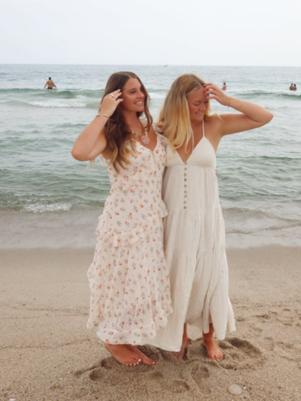 <h2>MAXI DRESSES</h2>