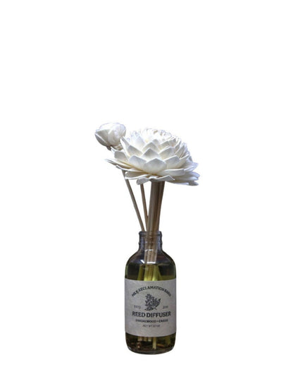 Sandalwood & Cassis Sola Flower Reed Diffuser