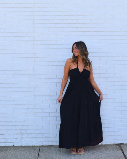 <strong>MAXI & MIDI DRESSES - </strong>Our signature maxi & midi dresses are <em>ideal for dressing up or down on any occasion</em>.