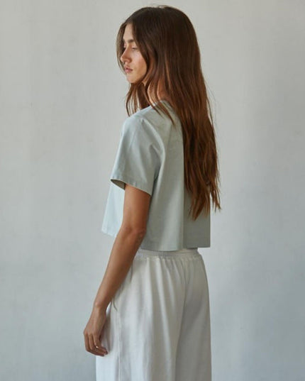 Everyday Cropped Short Sleeve Tee