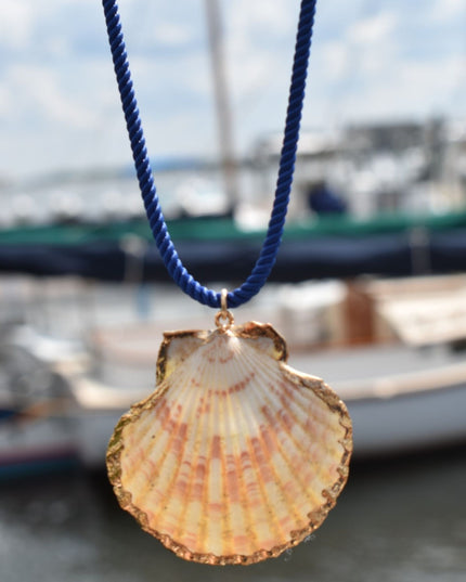 Clam Shell Pendant Cord Necklace