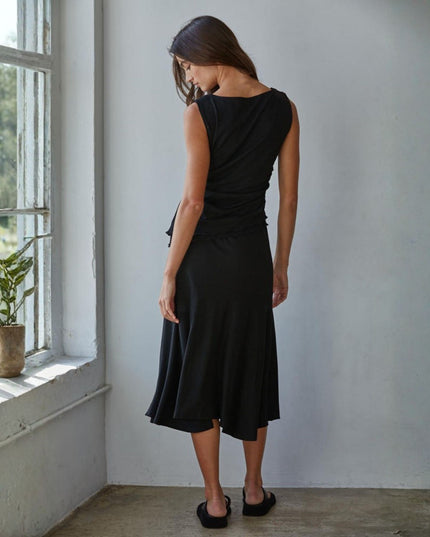 Muse Elastic Waist Lettuce Edge Midi Skirt