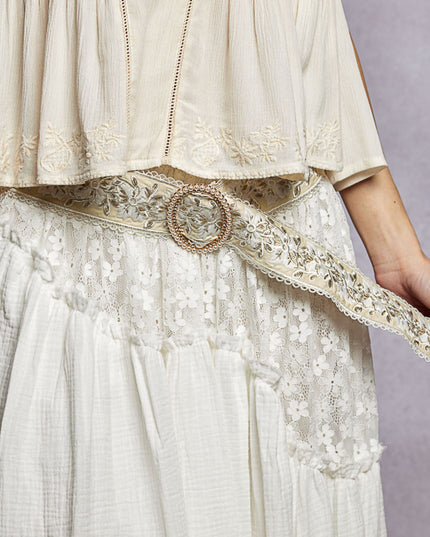 Floral Embroidered Pearl Buckle Belt