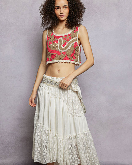 Floral Embroidered Pearl Buckle Belt