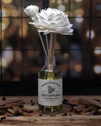 Sandalwood & Cassis Sola Flower Reed Diffuser