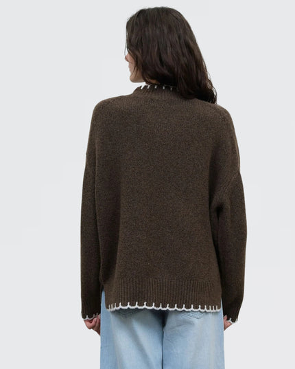 Scalloped Contrast Trim Crew Neck Sweater
