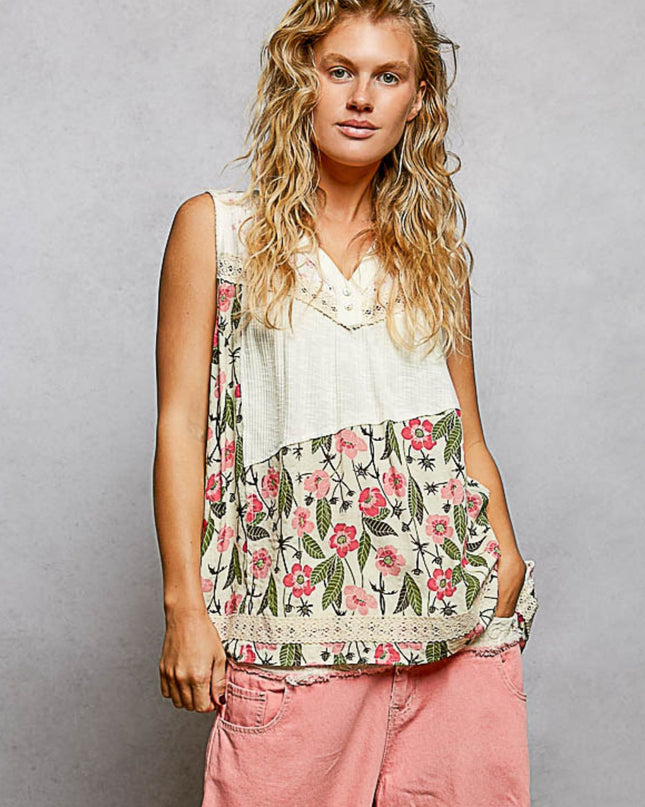 V Neck Floral Contrast Lace Sleeveless Top