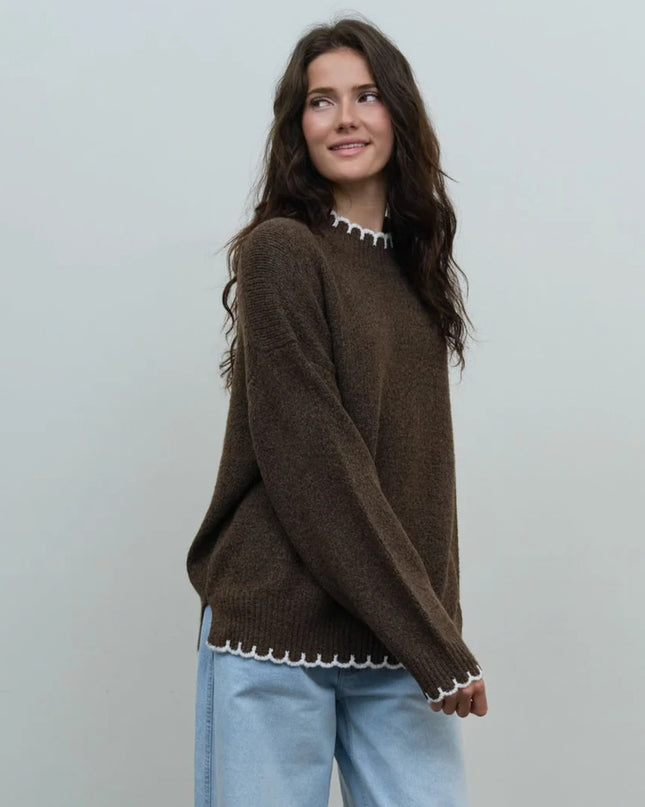 Scalloped Contrast Trim Crew Neck Sweater