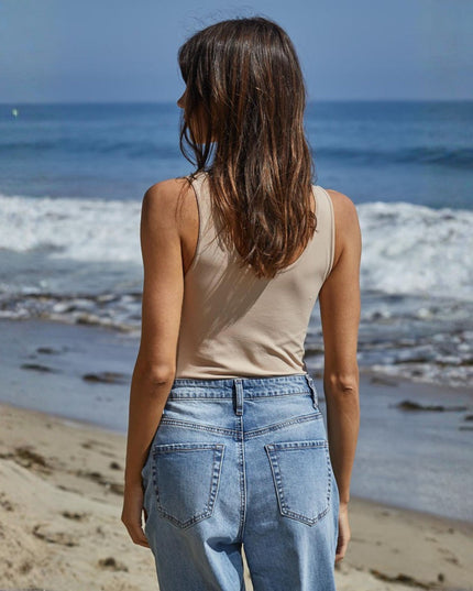 Essential Reverse V Neck Scoop Neck Tank Top